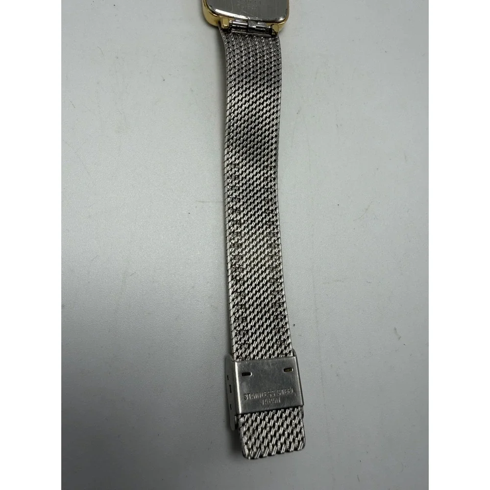 Pulsar Y100-5179 New Battery Mens Watch 26MM 8.5